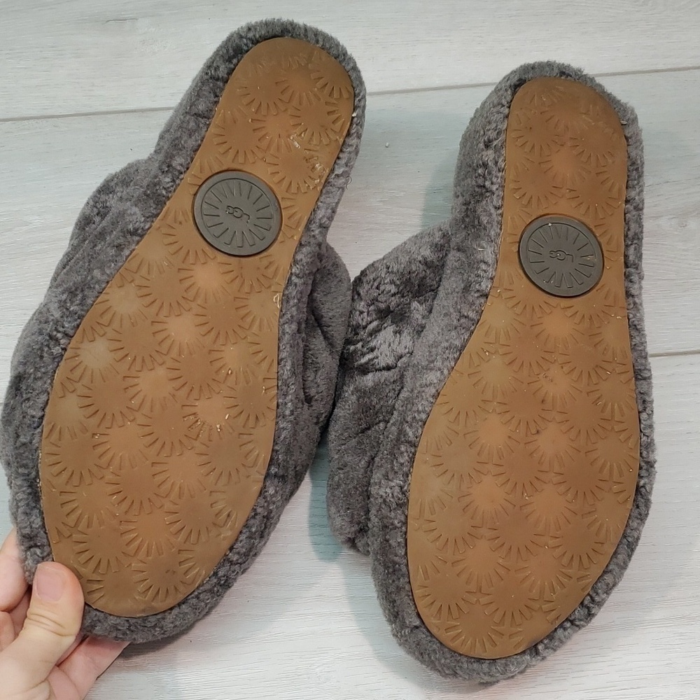 Ugg Australia Women Fluffy Platform Slippers shoes sz 10 - Picture 13 of 13